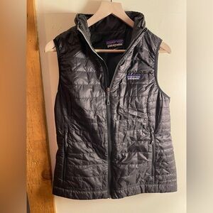Patagonia Black Insulated Women's Vest